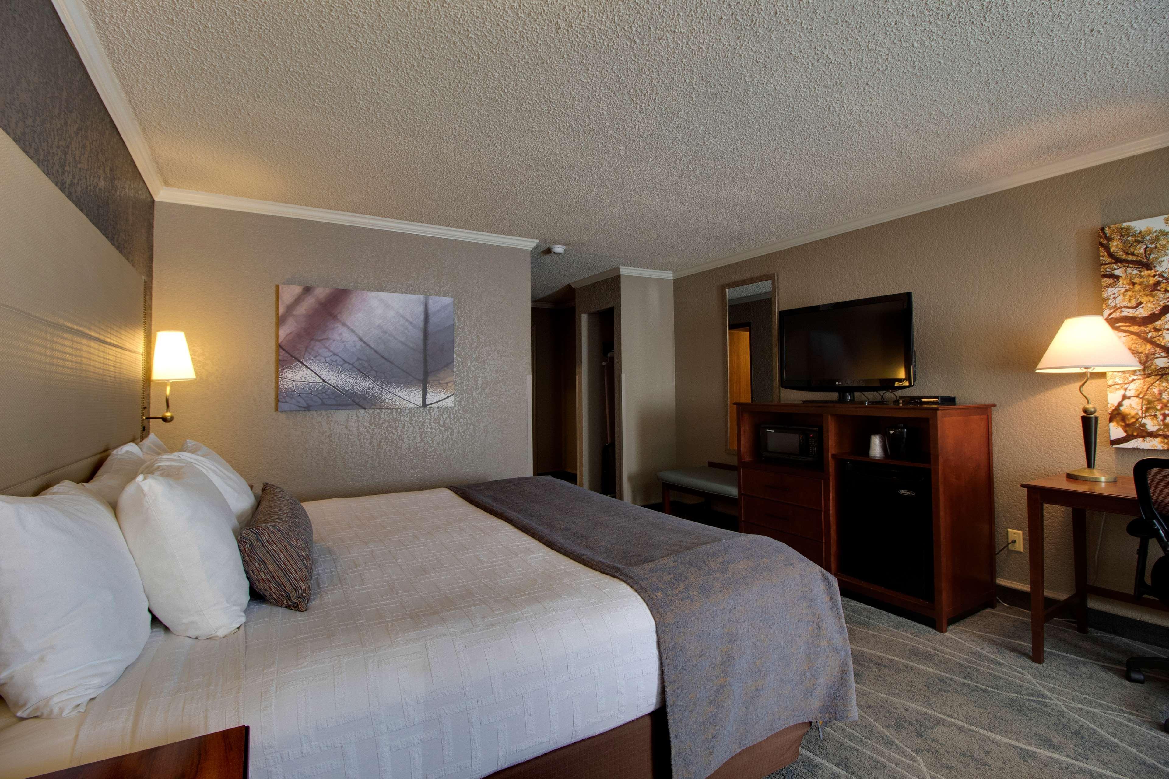 Best Western Harbour Pointe Lakefront Saint Ignace Exteriör bild