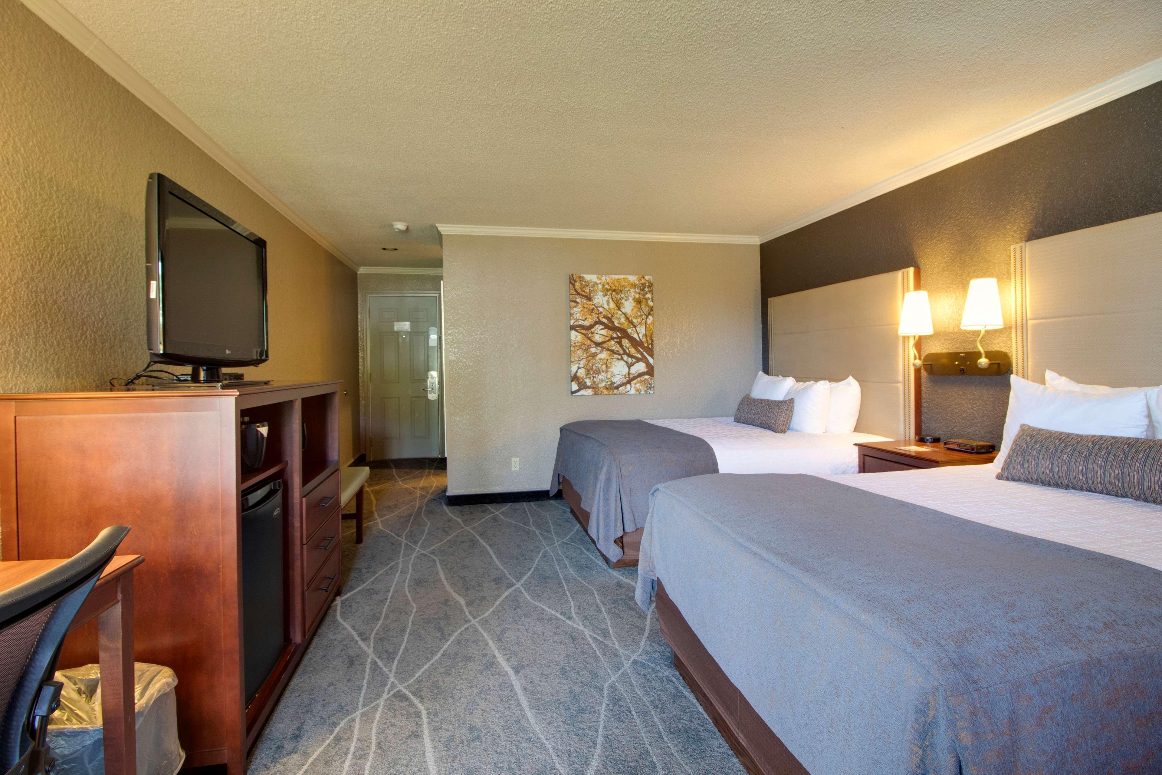 Best Western Harbour Pointe Lakefront Saint Ignace Exteriör bild