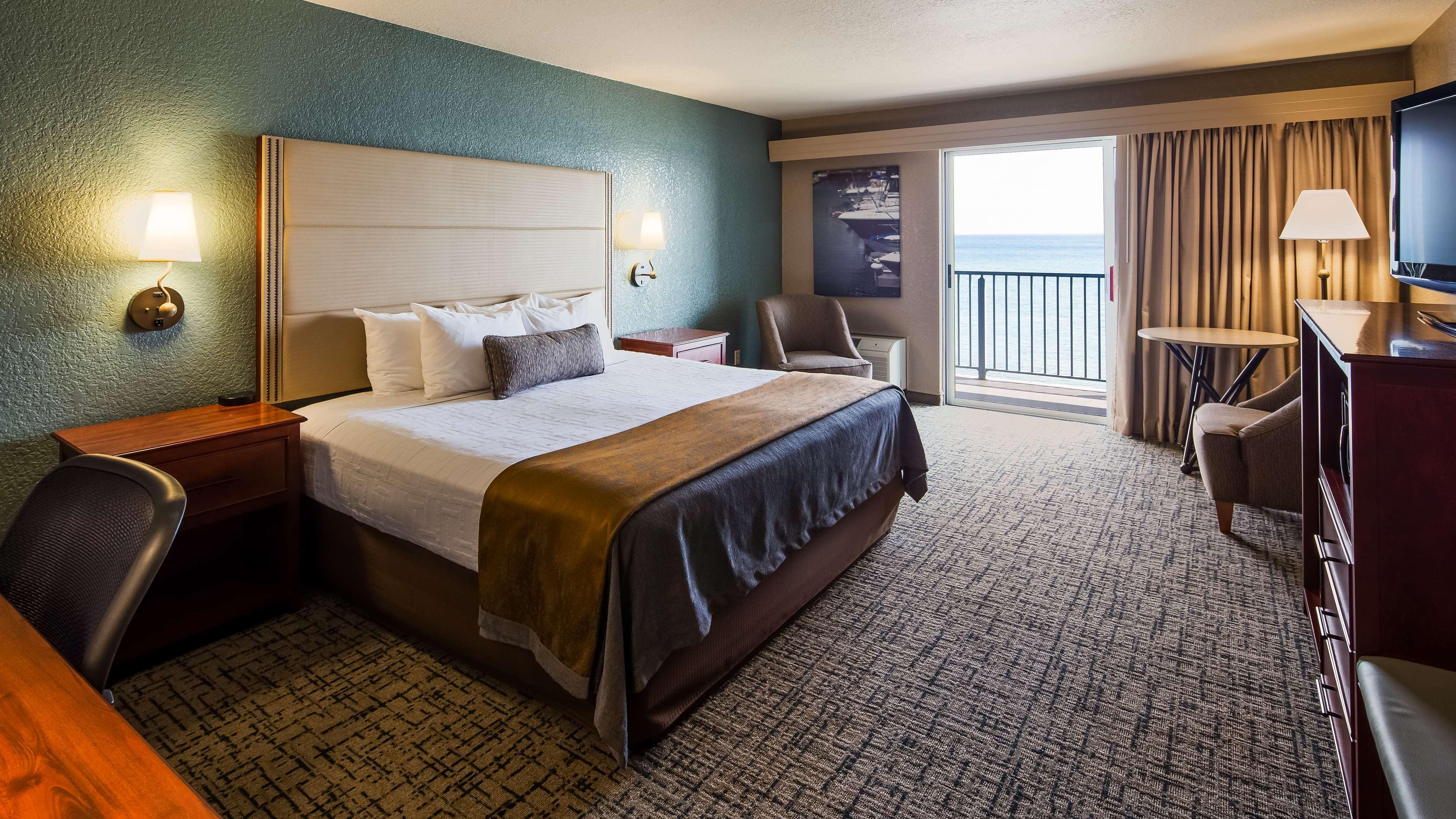 Best Western Harbour Pointe Lakefront Saint Ignace Exteriör bild